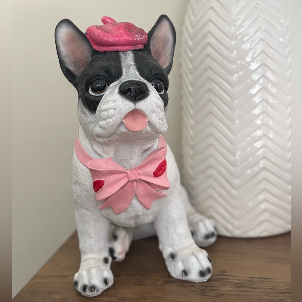 Valentine’s Pied French Bulldog Statue